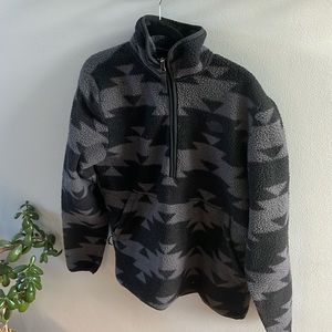 THE NORTH FACE 1/4 zip fleece Aztec print men’s medium